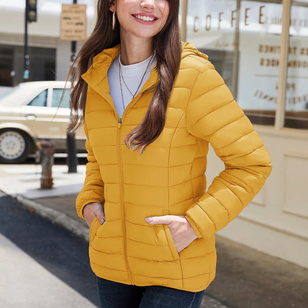 MAGCOMSEN Women's Lightweight Hooded Puffer Jacket Full Zip Quilted Coat Warm Winter Outerwear Casual